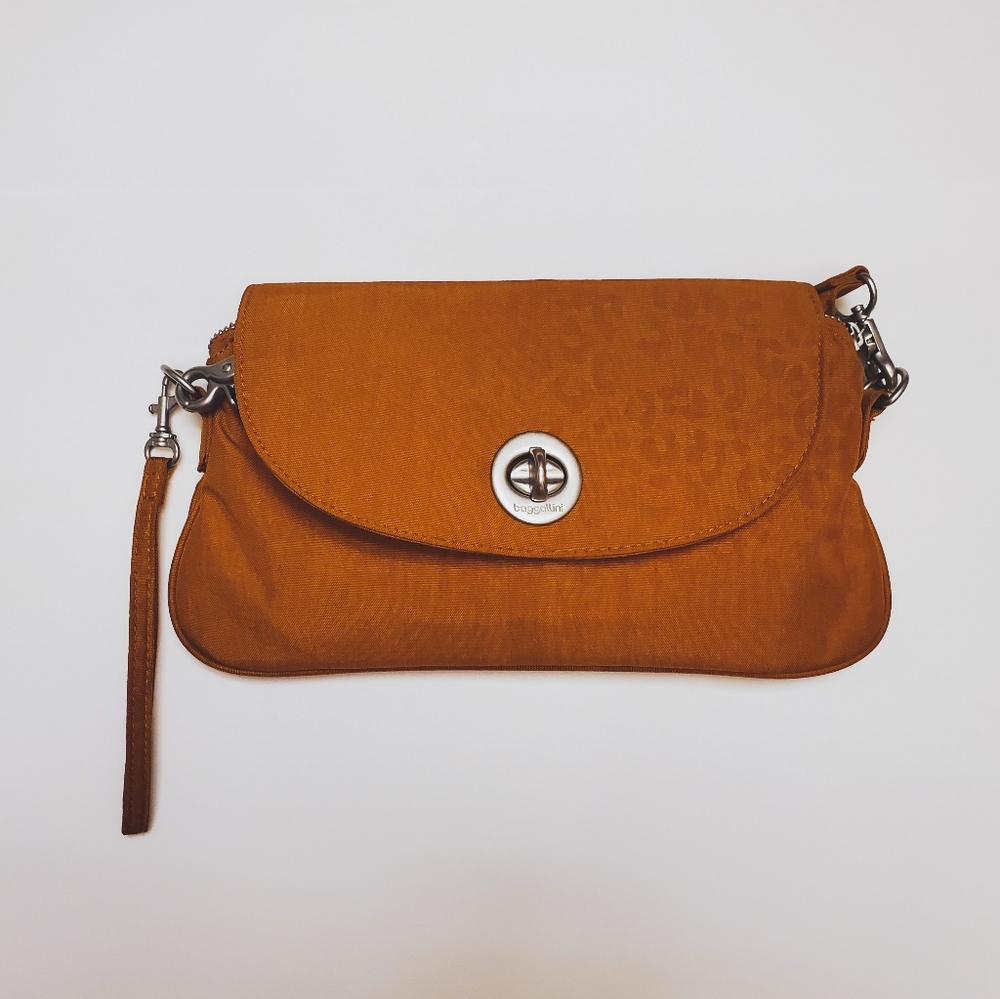 Baggallini Small Crossbody/Wristlet